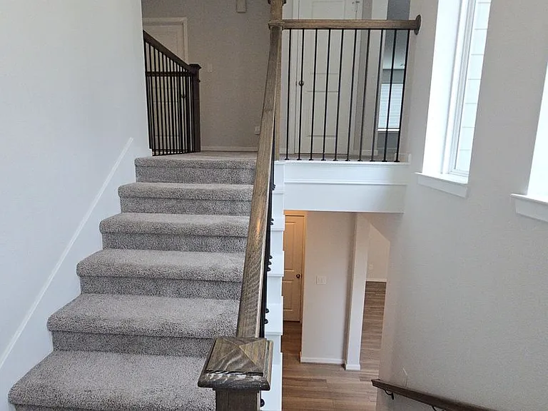 9227 Dearborn Knoll Dr — Photo 34