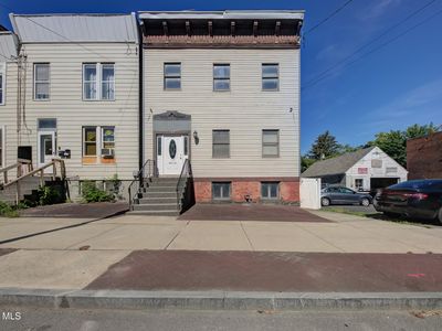 565 1st Street, Troy, NY, 12180