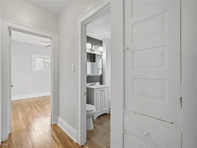 2058 Wascana Ave — Photo 11
