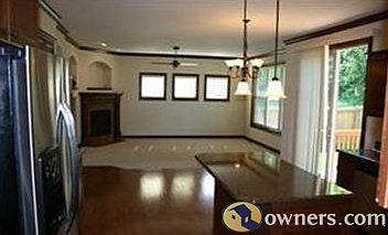 4th image of 8430 Parkside Cir