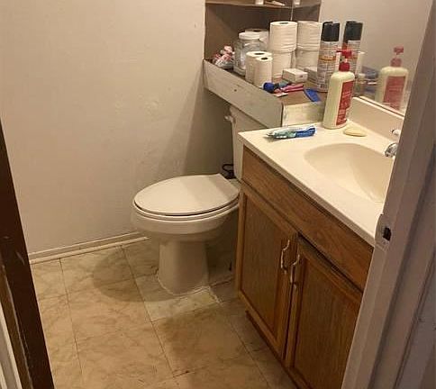 5th image of 11231R Pelican Dr