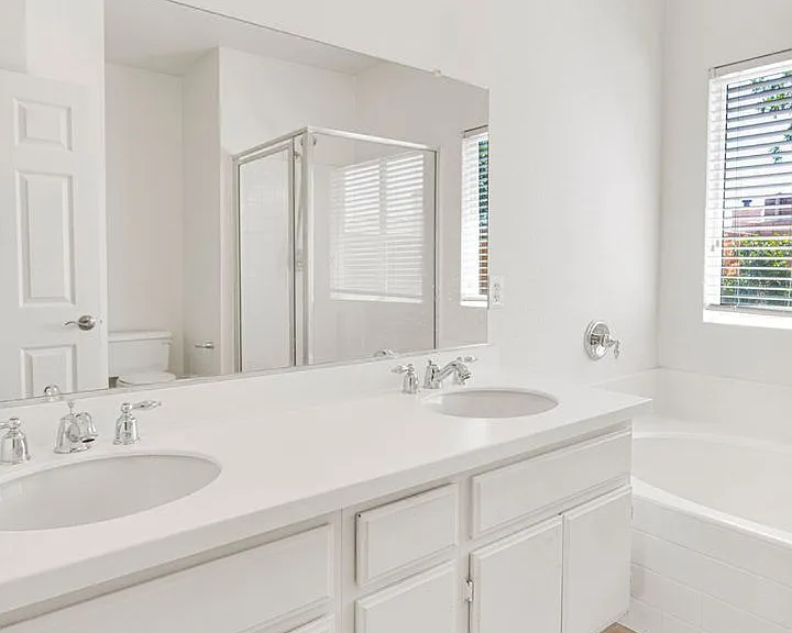 13085 Camden Ln — Photo 15