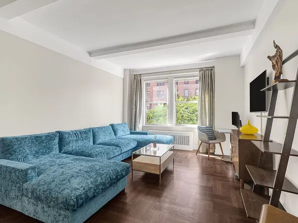 269 W 72nd St APT 4A, New York, NY 10023