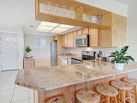 2nd image of 8000 Ridgewood Ave APT 103