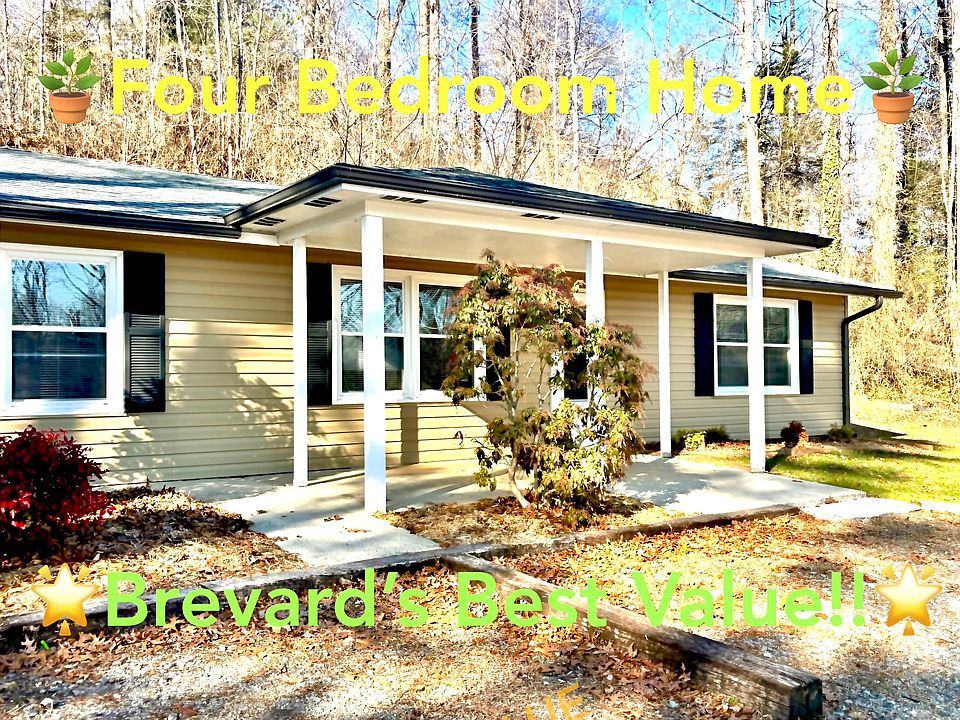 Beautiful, sunny, four bedroom home with a perfectly sized yard - lawn maintenance is even included!