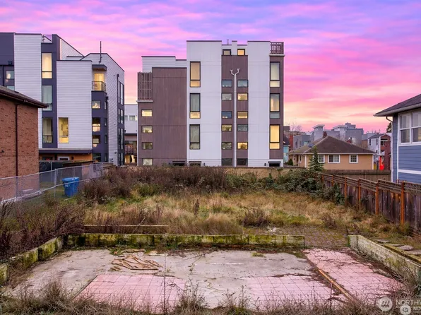 927 NW 57th Street, Seattle, WA 98107