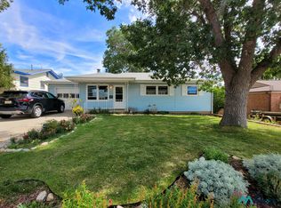 1035 Lincoln Ave, Raton, NM 87740
