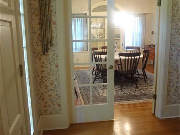 3rd image of 179 11th St