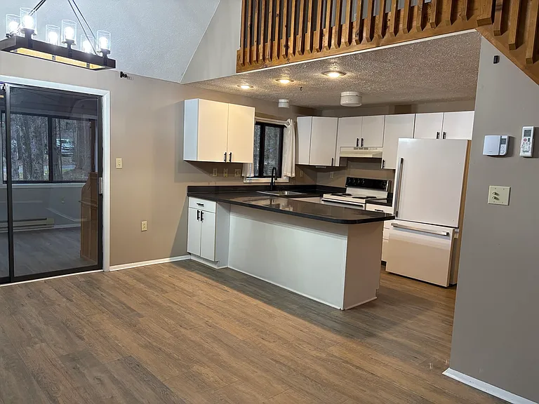 17 Joseph Ln — Photo 13