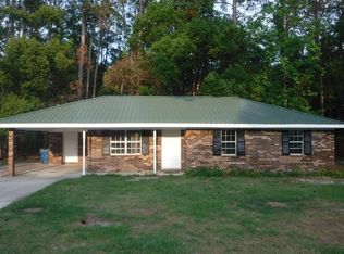 820 Jackson St, Blackshear, GA 31516