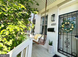 650 Hobart Pl NW #BASEMENT, Washington, DC 20001