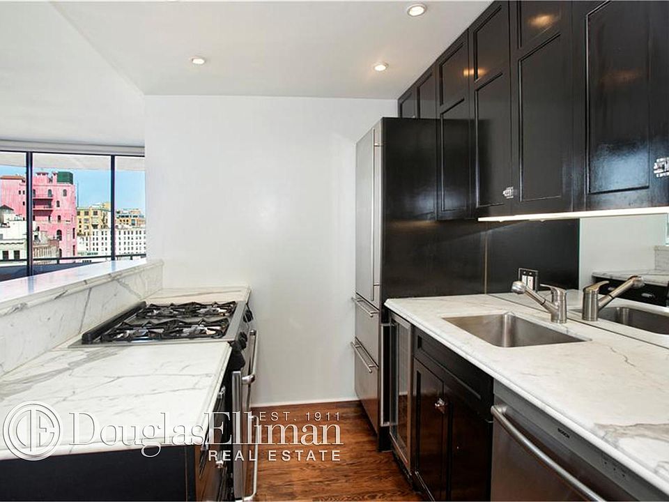 1st image of 677 Washington St #12A