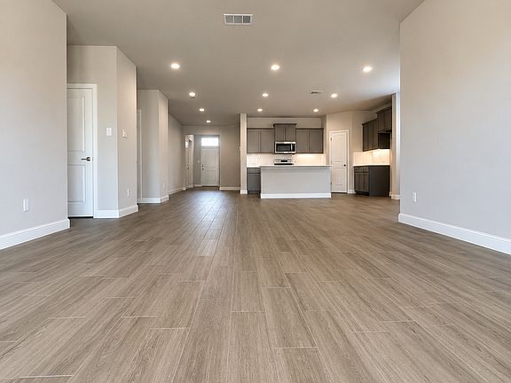 5th image of 1232 Kerrville Ln