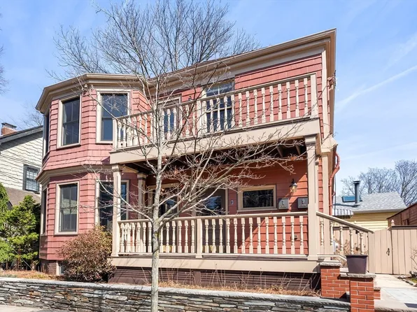 9 Gibson St Unit 9, Cambridge, MA 02138