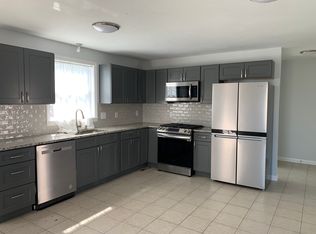 170 Lawrence St, Fall River, MA 02721