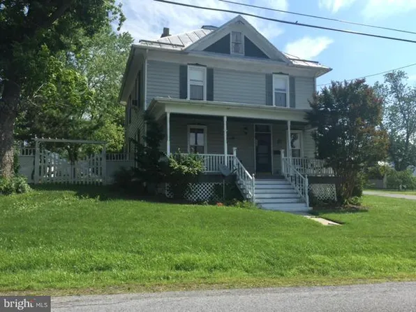 410 Ash St, Strasburg, VA 22657
