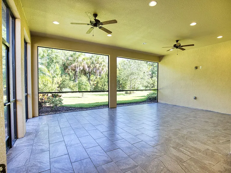 5628 Semolino St — Photo 17