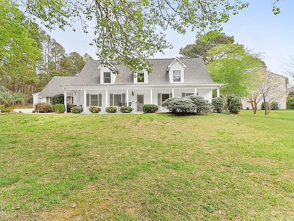 4th image of 200 Wysteria Ct