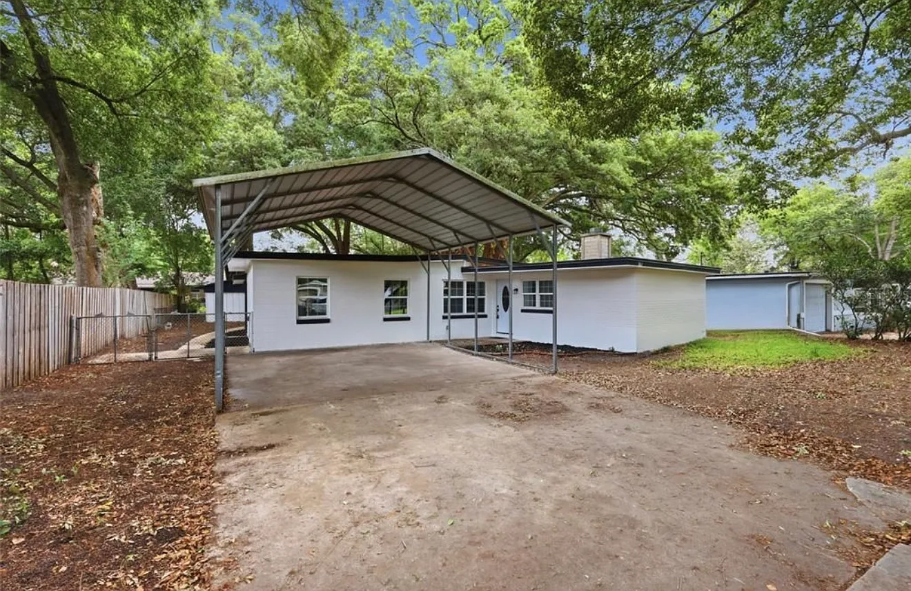 3 bed, 1600 sqft, $2,500 — Photo 1
