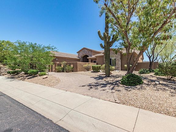 2nd image of 11539 N 128th Pl