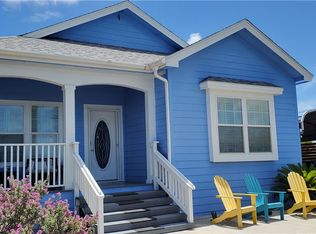 120 Teal Rd, Rockport, TX 78382