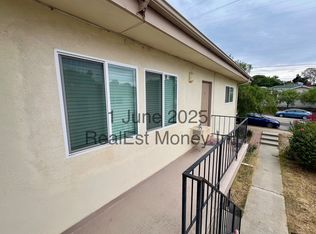 725 E Elder St APT D, Fallbrook, CA 92028