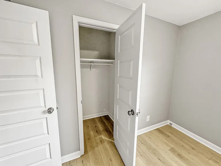 Experience comfortable and stylish living at Westridge Village Apartments — Photo 20