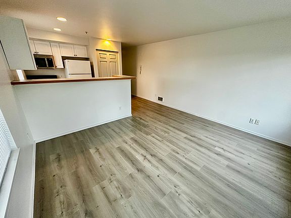 New Laminate Flooring