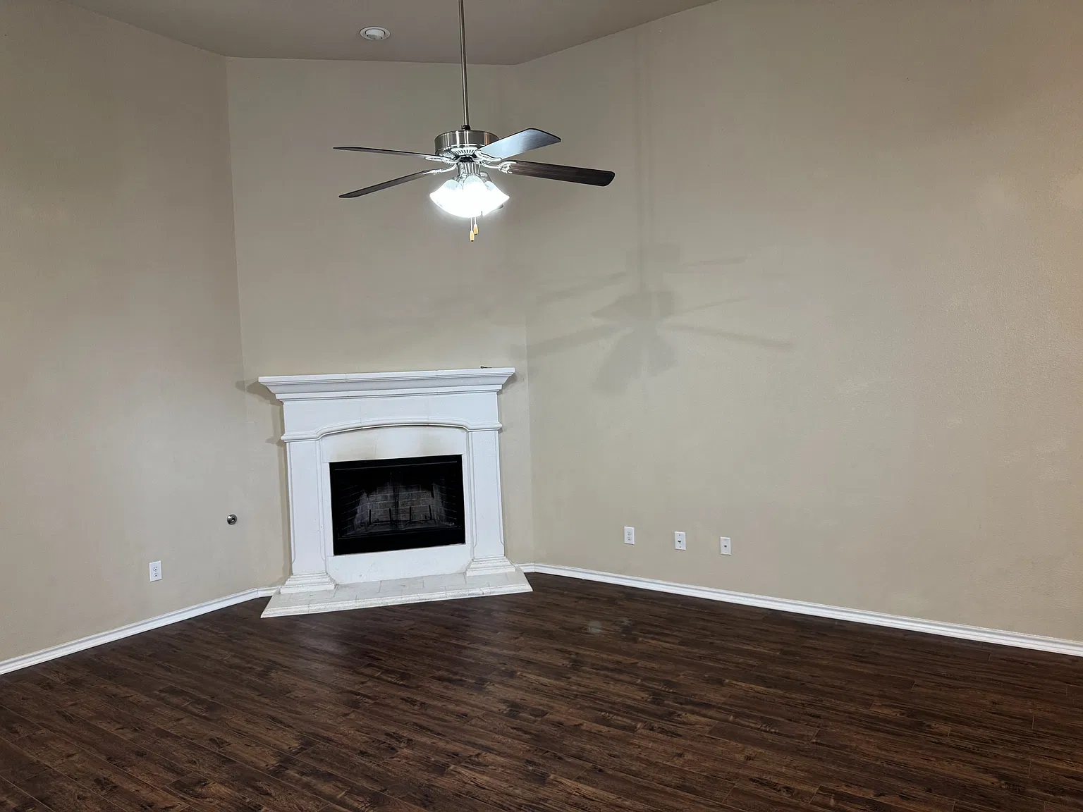 4 bed, 1768 sqft, $2,200 — Photo 4
