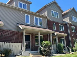 3902 Maple Grv #6, Madison, WI 53719