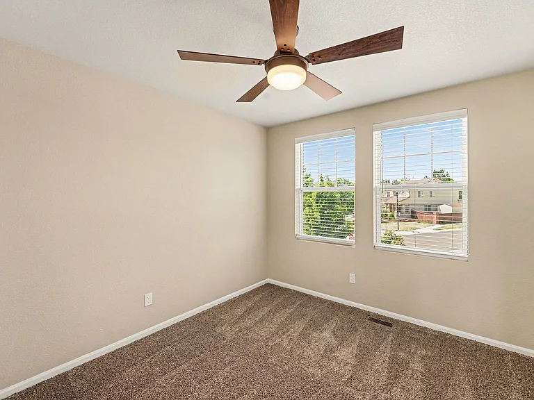 19209 E Dickenson Dr — Photo 20