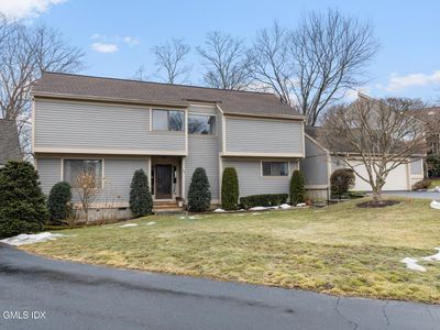404 W Lyon Farm Dr UNIT 404, Greenwich, CT, 06831