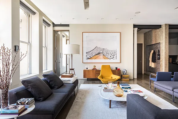 Sold by Douglas Elliman | media 21