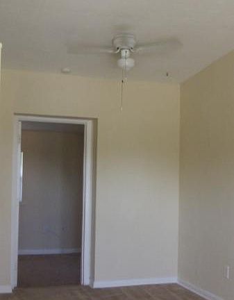 2nd image of 938 Henderson St