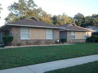 9542 Hummingbird Blvd, Pensacola, FL 32514