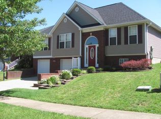 10010 Rimfire Rd, Louisville, KY 40291