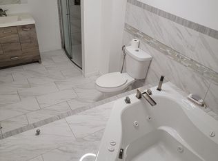 1019 Chestnut St, Wilmington, DE 19805