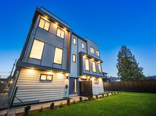 1536 Duthie Ave #4, Burnaby, BC V5A 2R6
