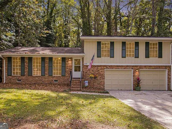 5099 Martindale Ln, Stone Mountain, GA 30088