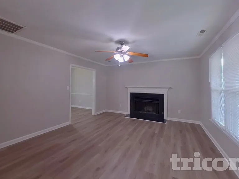 8806 Brass Bell Ct — Photo 3