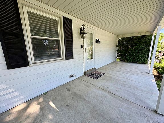 4th image of 6550 Somerset St