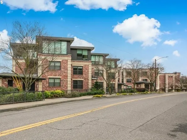 2454 NW Westover Rd Unit 102, Portland, OR 97210