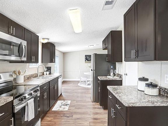 3rd image of 3635 Valley Farm Rd