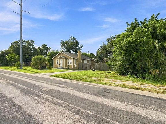 3rd image of 2848 EMERSON AVENUE S LOT 6