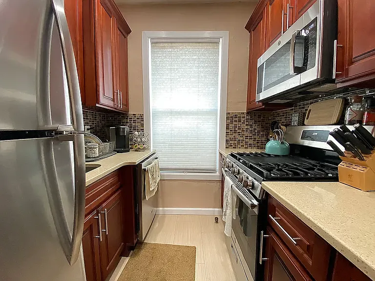 30-06 46th St #2M — Photo 1