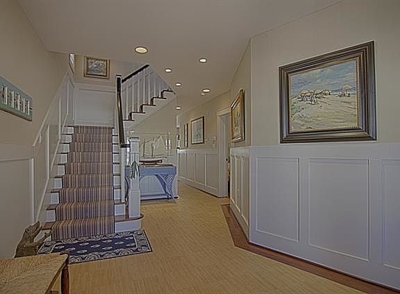Spacious Foyer