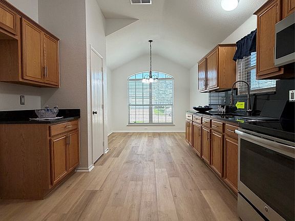 3rd image of 2648 Carmen Dr