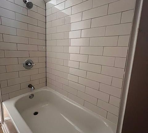 5th image of 725 Woodruff Place Middle Dr APT 4
