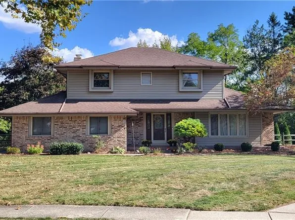 831 Whitehorse Ct, Perrysburg, OH 43551