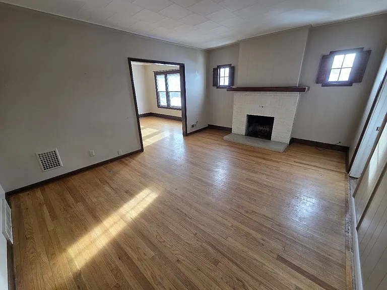 359 Hillsdale Ave #2 — Photo 3